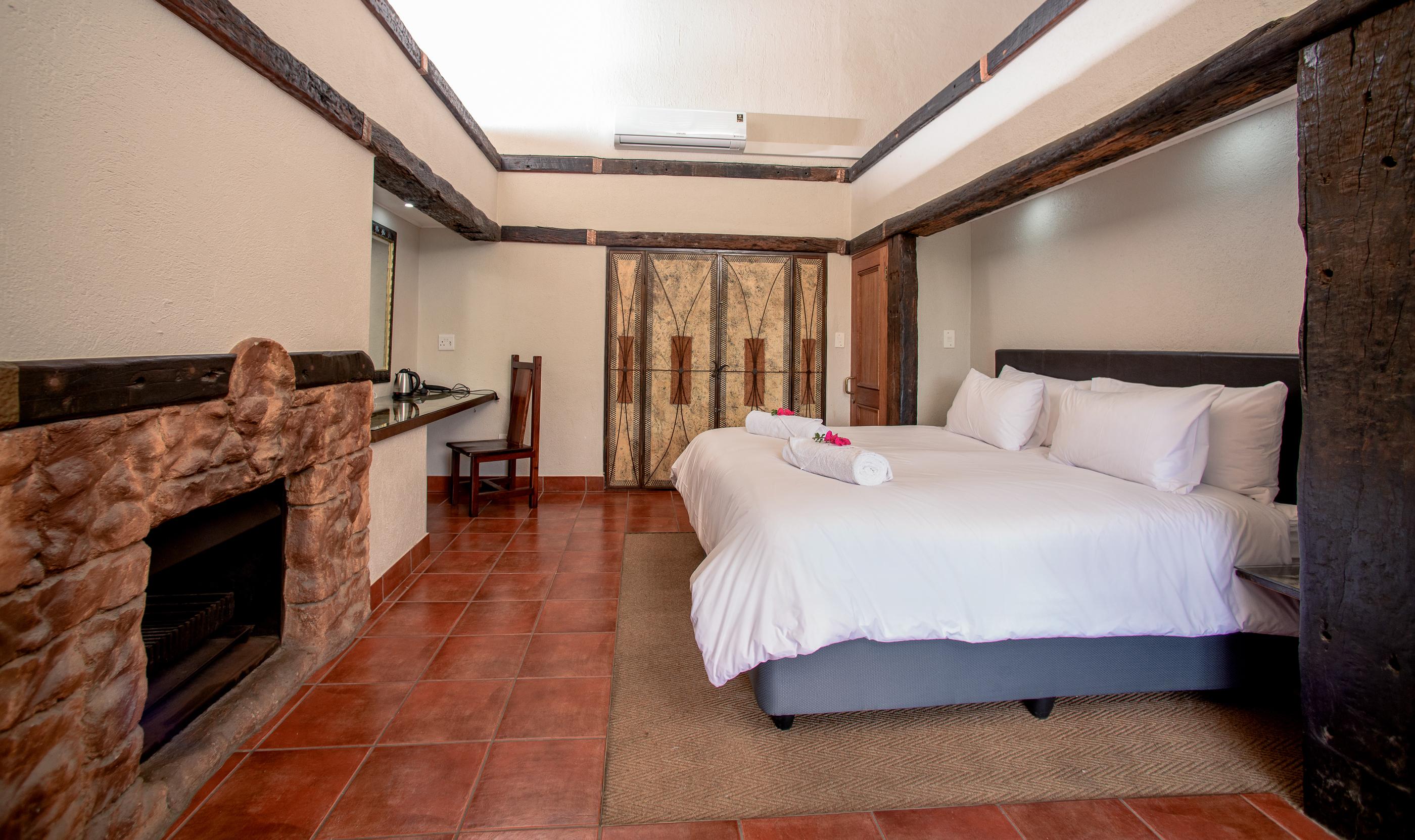 Hotel Umbhaba Eco 4*
