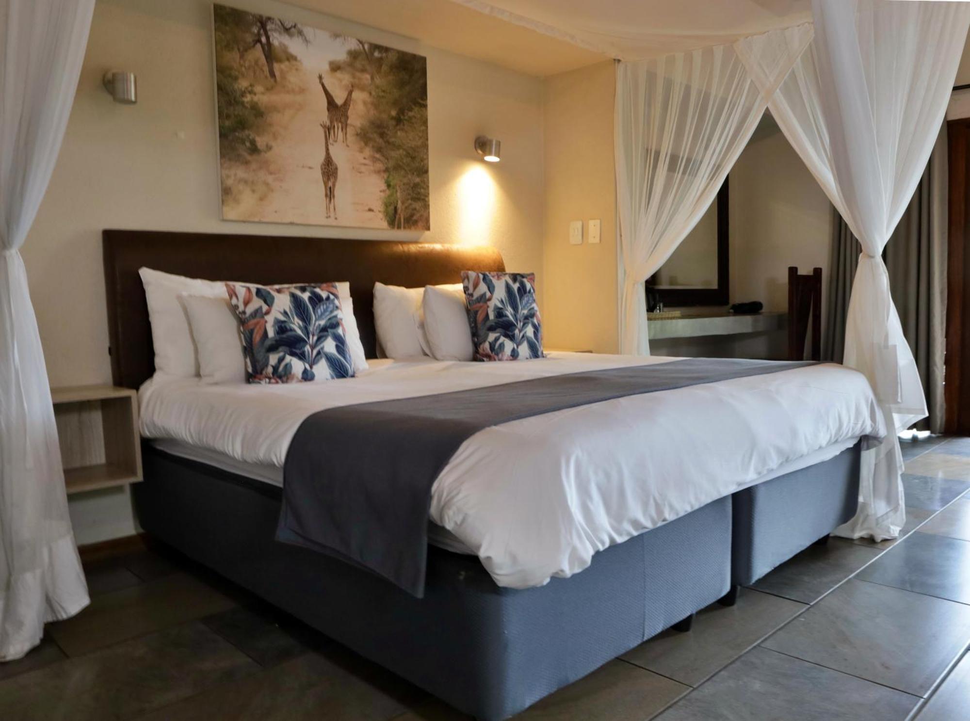 Hotel Umbhaba Eco 4*