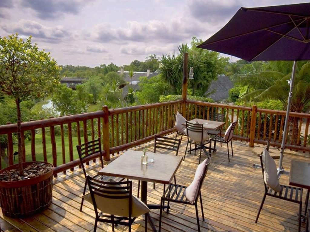 Umbhaba Eco Hotel 4*